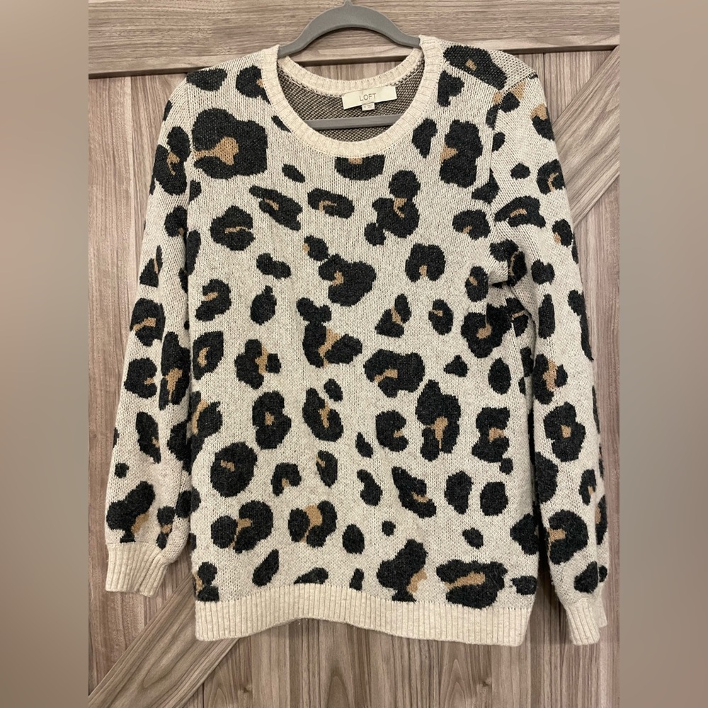 Loft cheetah print women’s sweater xs